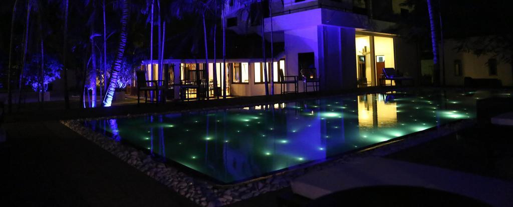 Tranquil Negombo Boutique Hotel Exterior photo