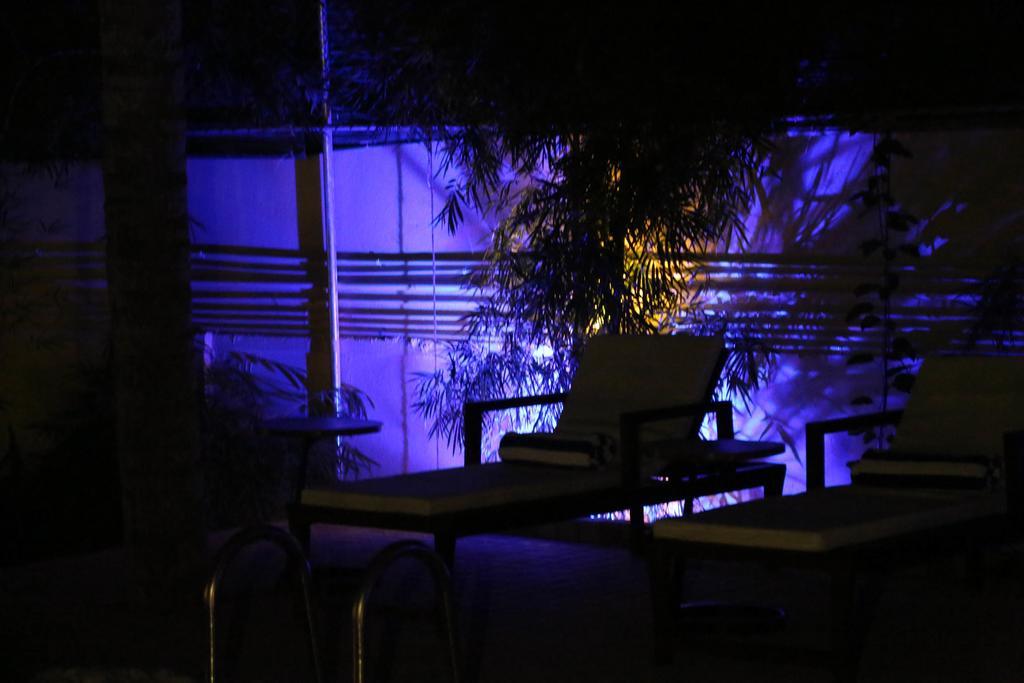 Tranquil Negombo Boutique Hotel Exterior photo