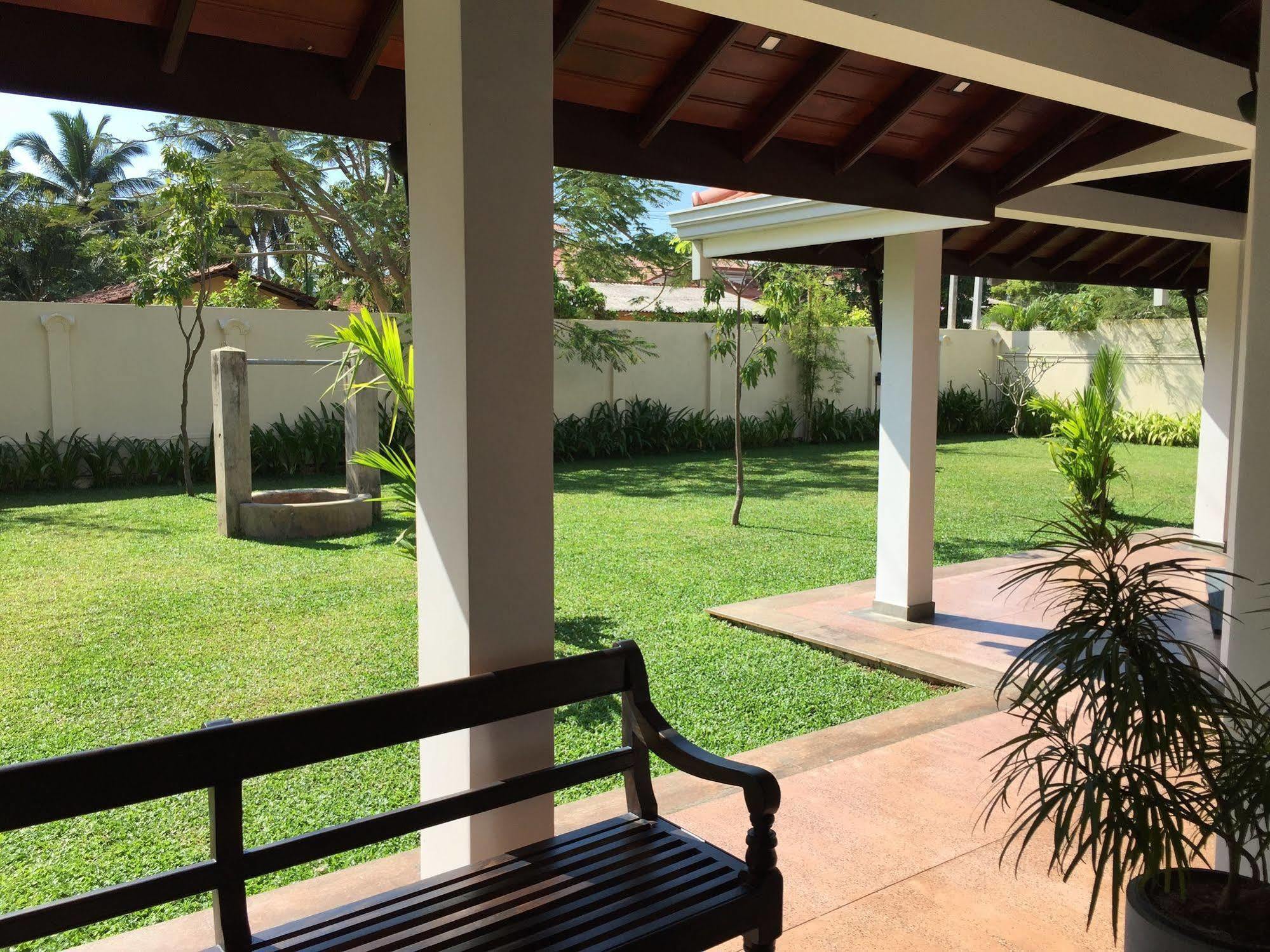 Tranquil Negombo Boutique Hotel Exterior photo